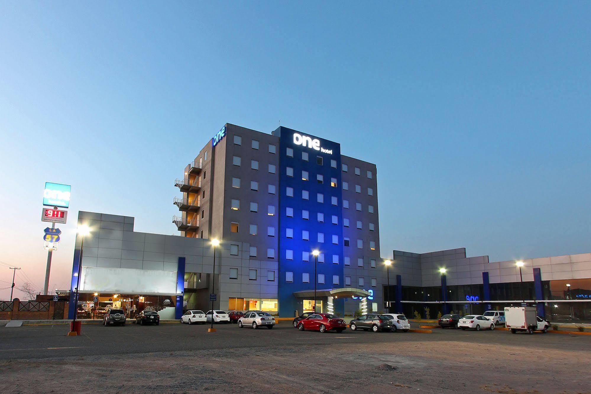 Hotel One Queretaro Aeropuerto El Coyote Exterior foto